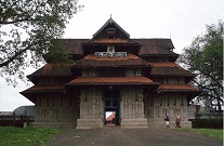 vadakkumnathan_temple_thrissur